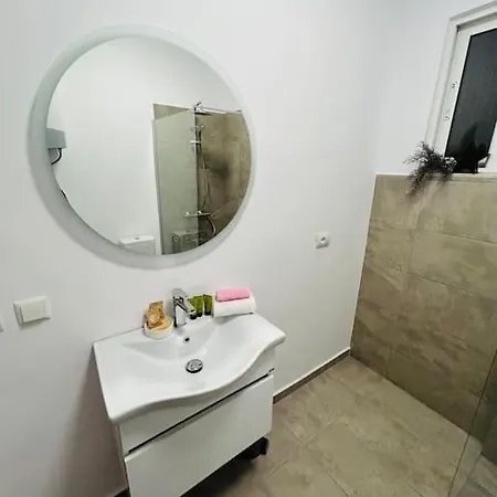Orange Ap. 2 Bed- Centre ! Sarandë